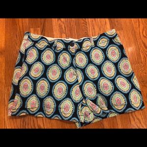 Crown & Ivy shorts size 14